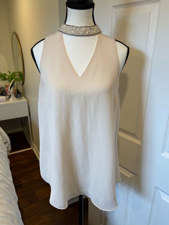le chateau Tops - 🌷Le Chateau Ivory Pearl Beaded Sleeveless Blouse Size M Formal 3/$30